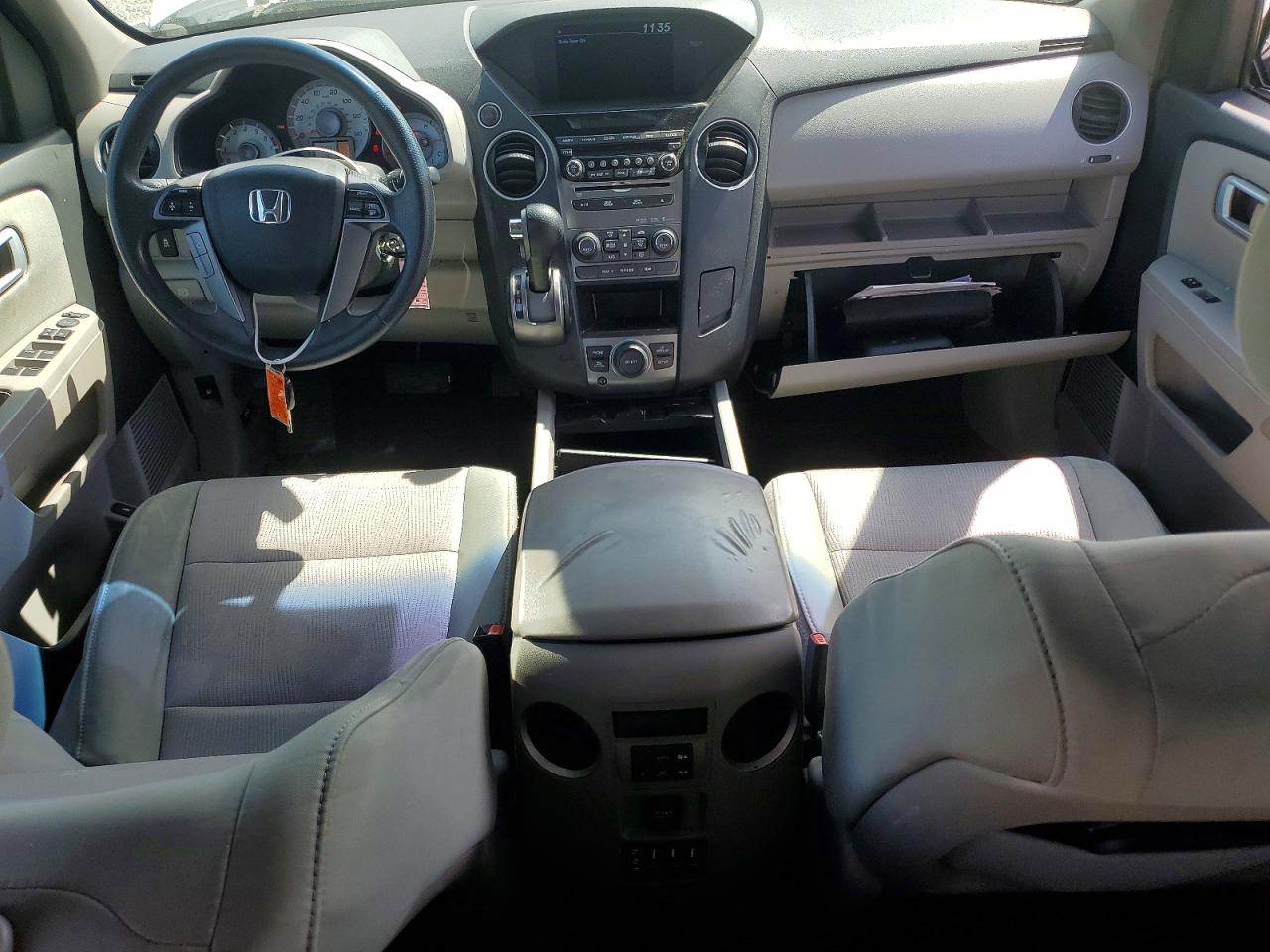 2015 HONDA PILOT SE photo 15
