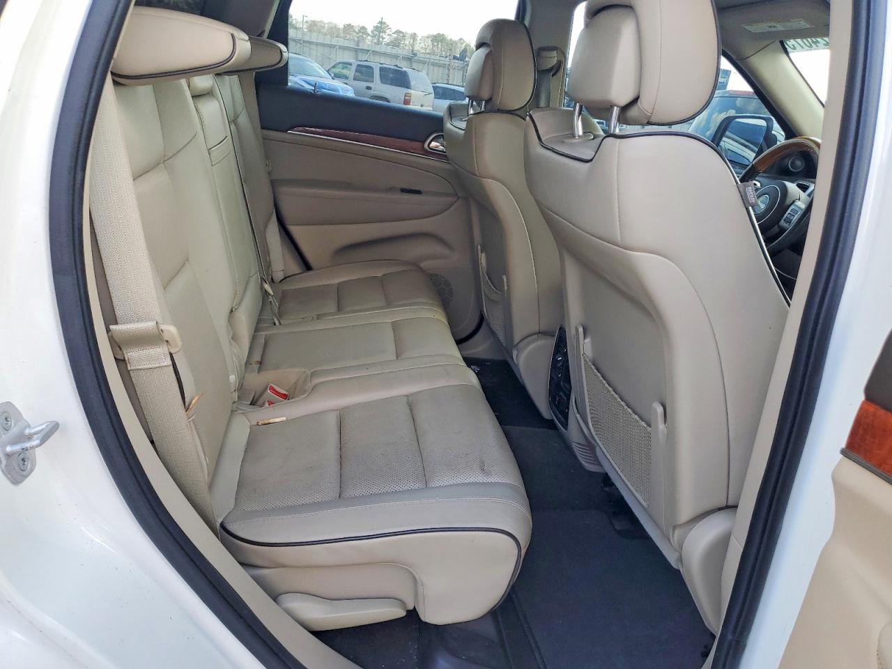 2012 JEEP GRAND CHEROKEE photo 11