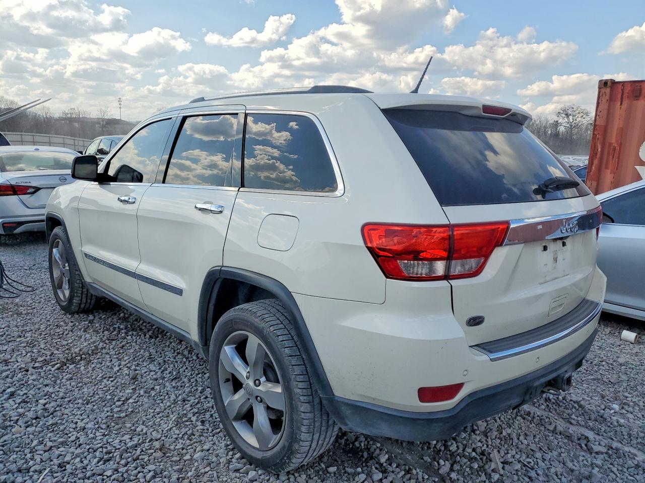 2012 JEEP GRAND CHEROKEE photo 2