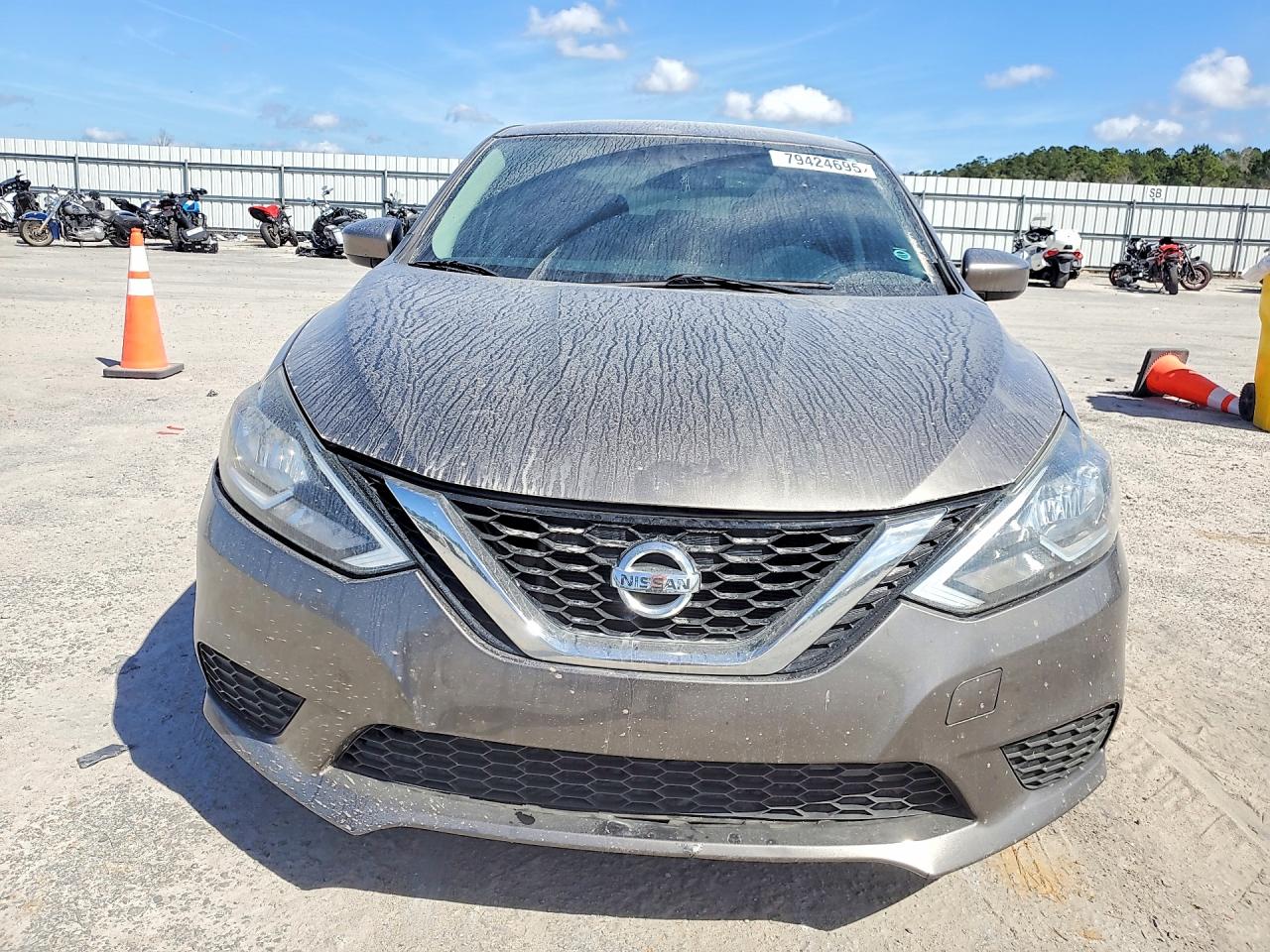 2016 NISSAN SENTRA SV photo 9