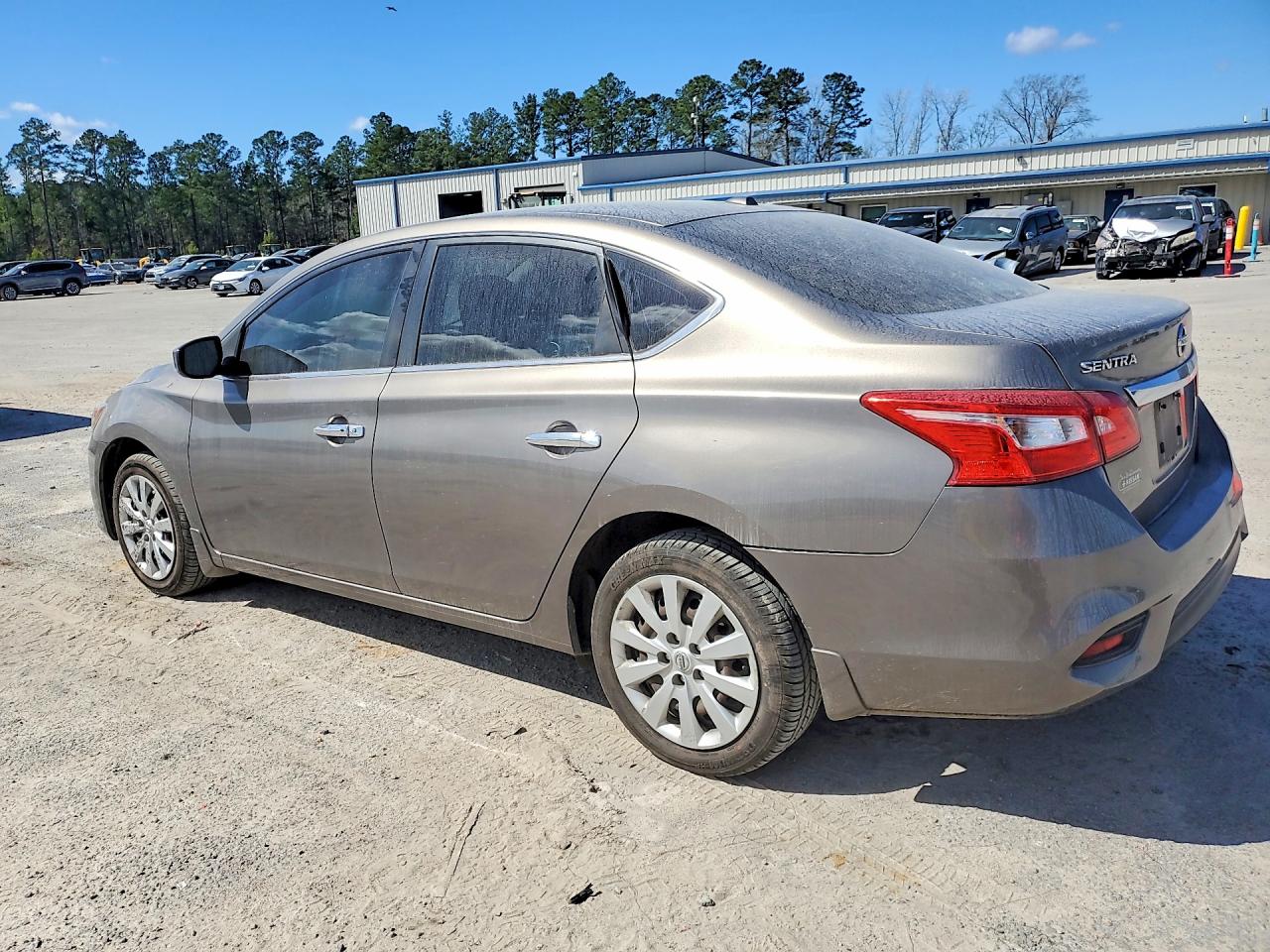 2016 NISSAN SENTRA SV photo 3