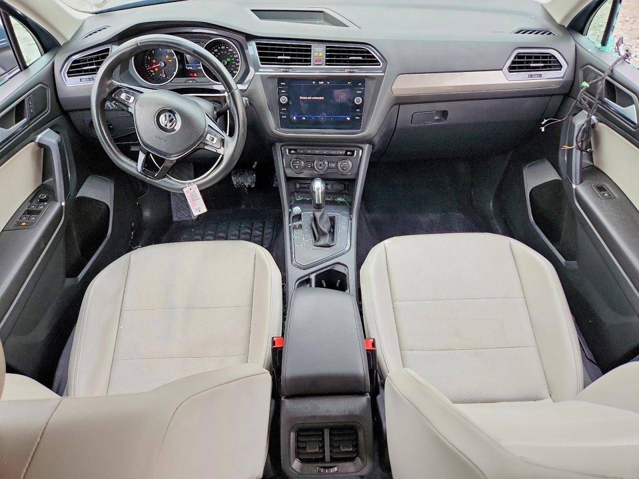 2020 VOLKSWAGEN TIGUAN SE photo 8