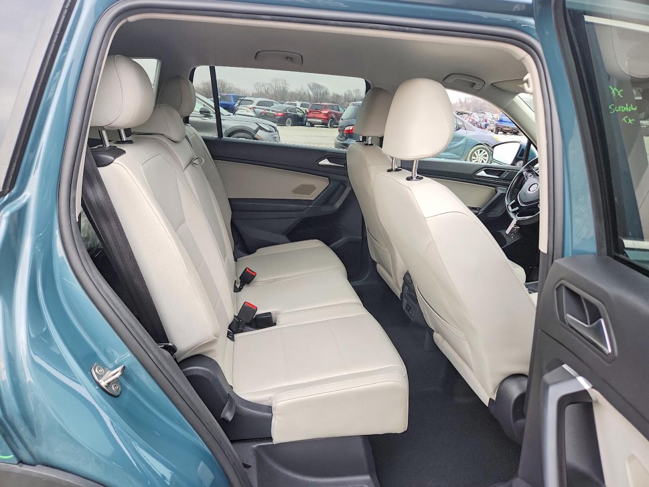 2020 VOLKSWAGEN TIGUAN SE photo 11