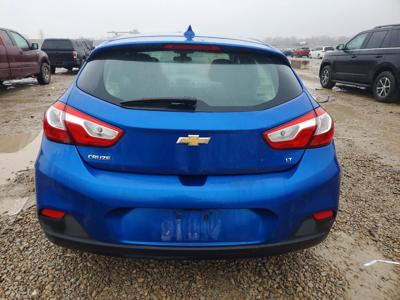 2017 CHEVROLET CRUZE LT photo 6