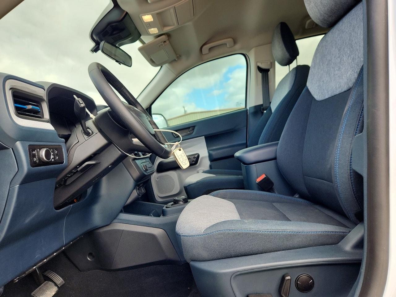 2025 FORD MAVERICK XLT photo 13
