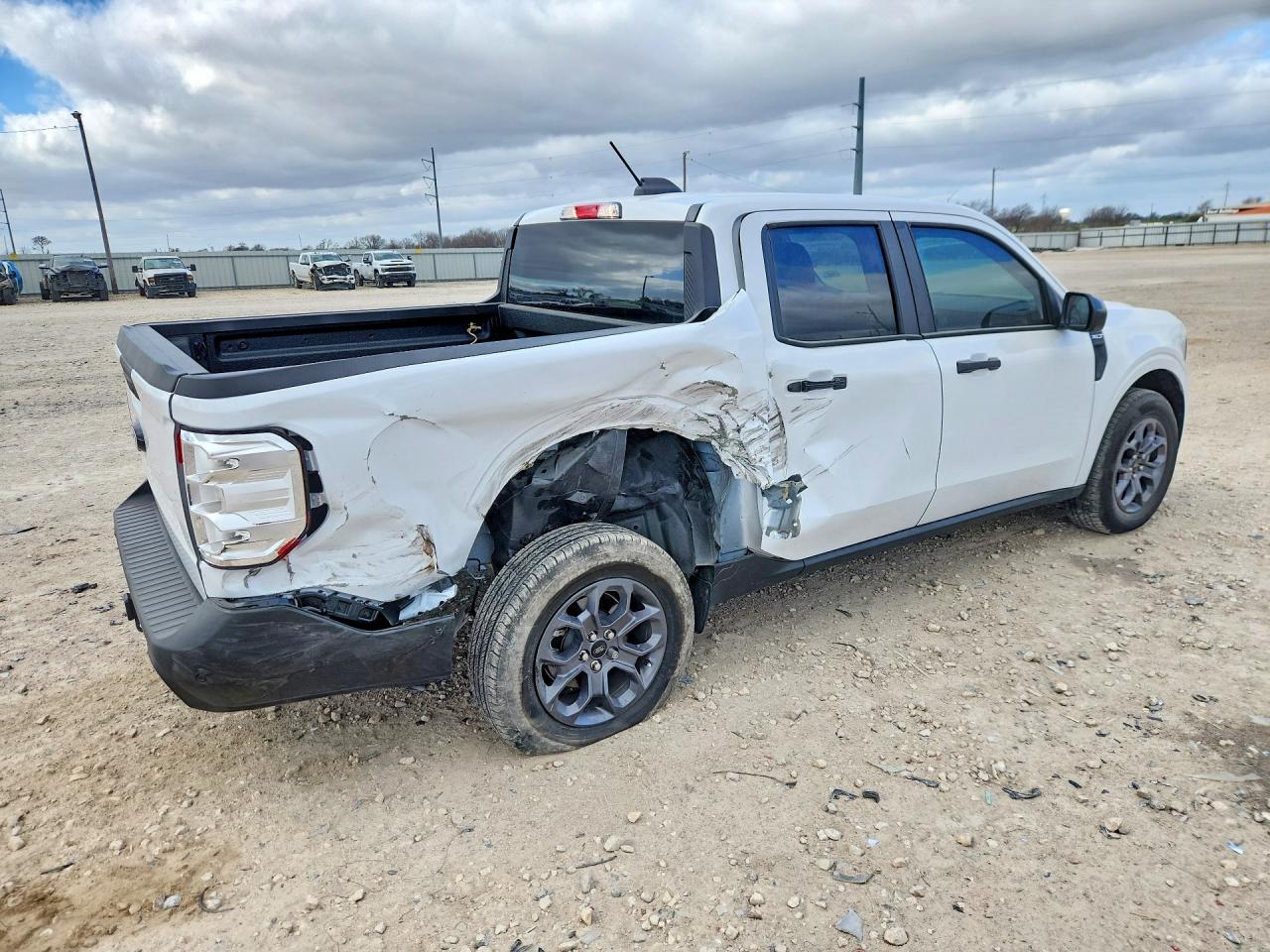 2025 FORD MAVERICK XLT photo 5