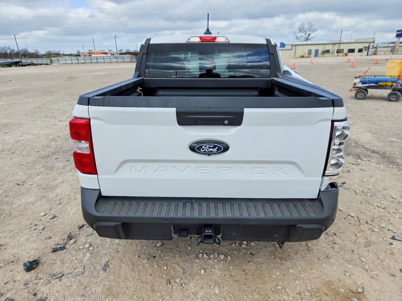 2025 FORD MAVERICK XLT photo 11