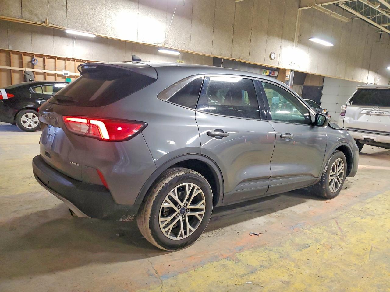 2022 FORD ESCAPE SEL photo 7