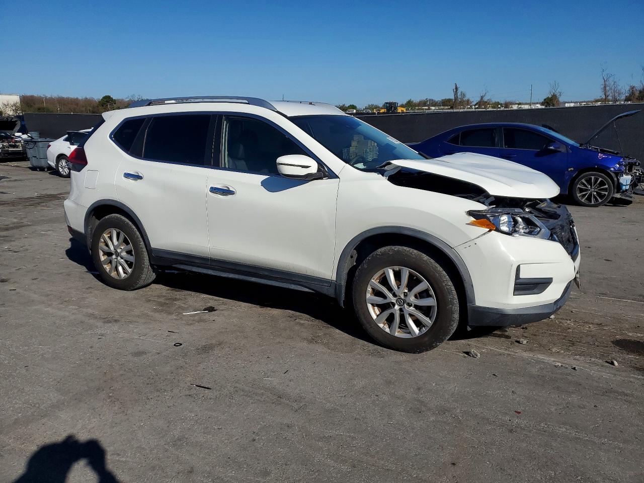 2020 NISSAN ROGUE SV photo 7