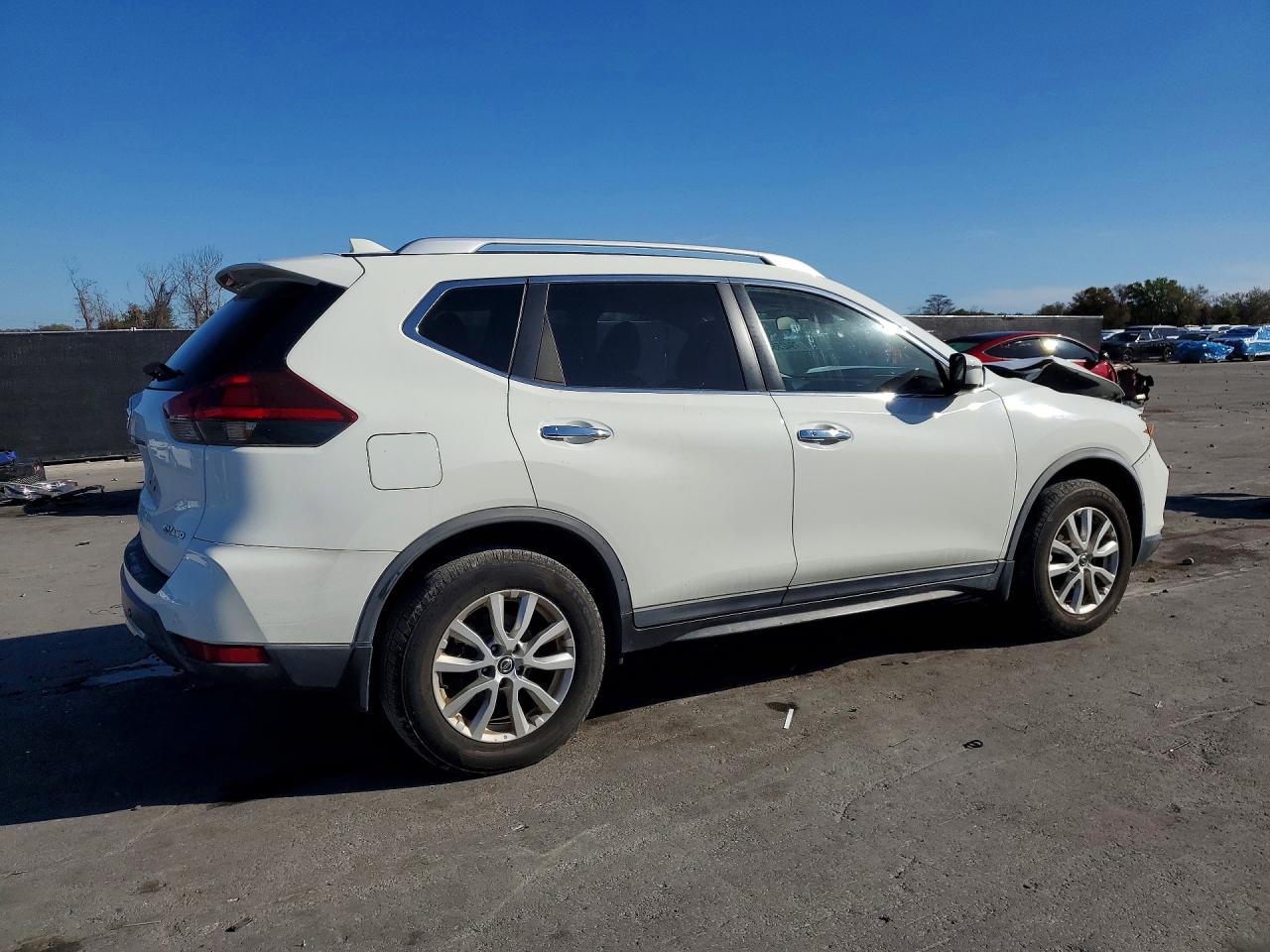 2020 NISSAN ROGUE SV photo 5