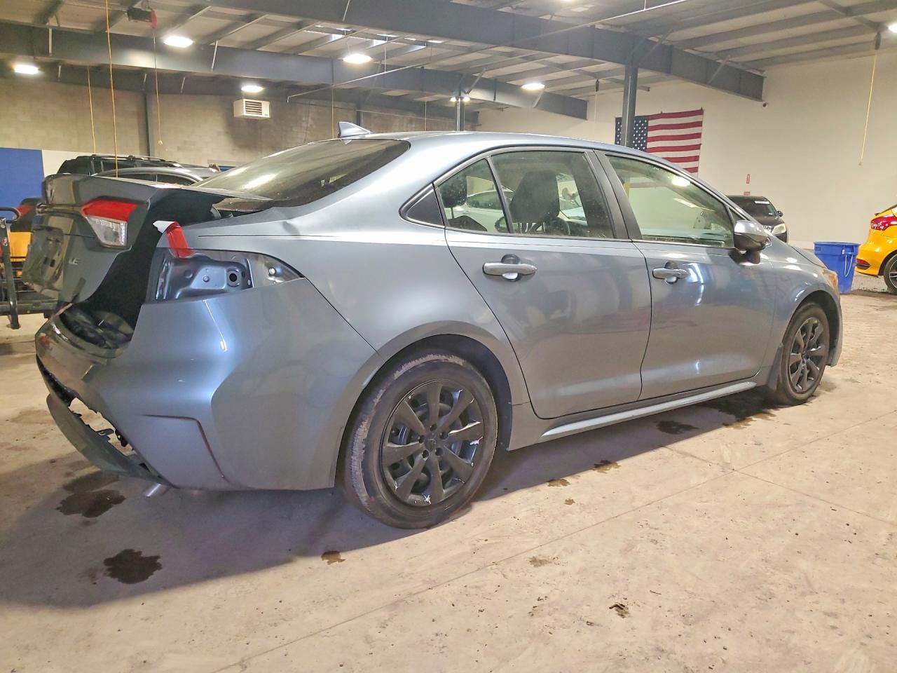 2020 TOYOTA COROLLA LE photo 3
