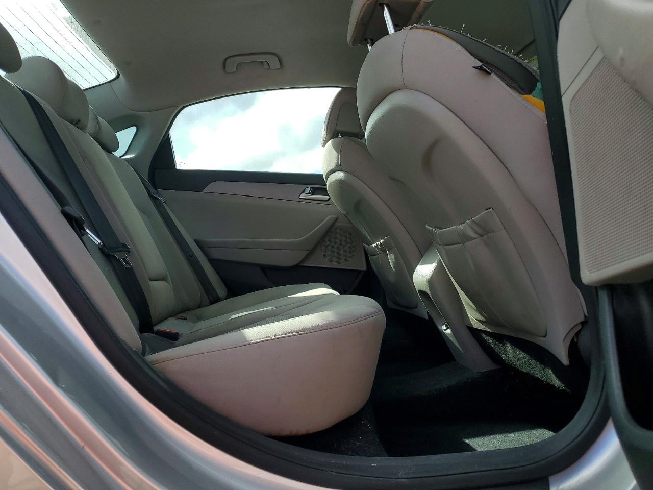 2016 HYUNDAI SONATA SE photo 10