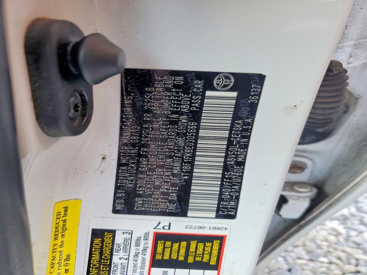 2014 TOYOTA CAMRY SE photo 13