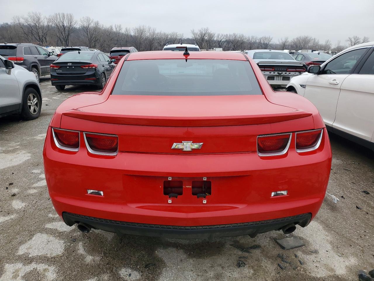 2013 CHEVROLET CAMARO LS photo 6