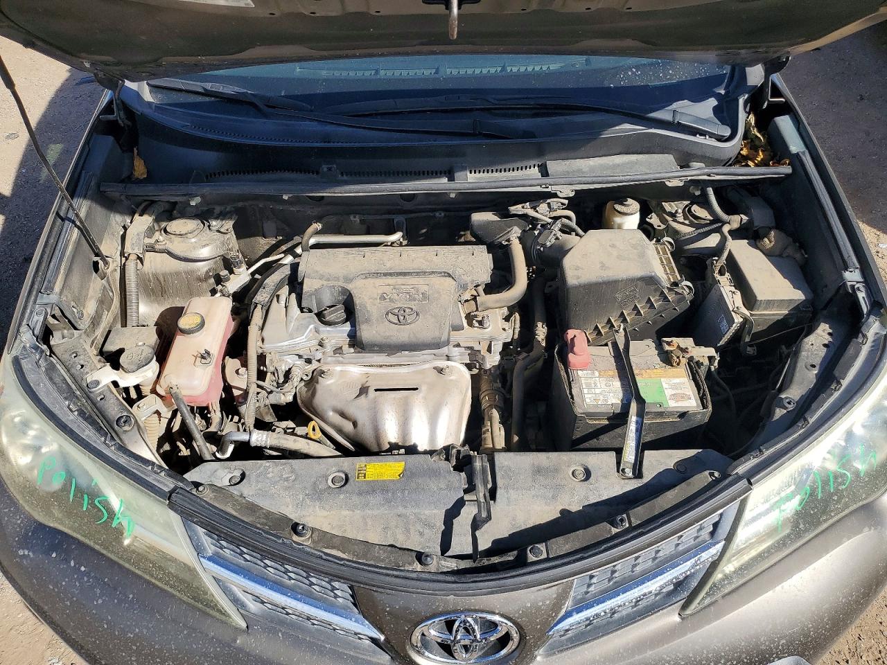 2014 TOYOTA RAV4 XLE photo 11