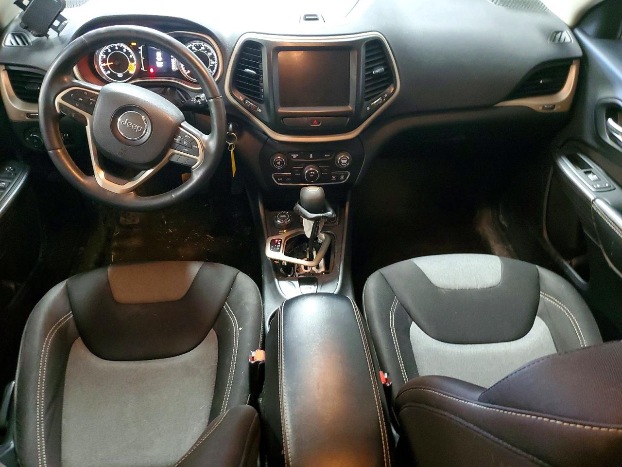 2014 JEEP CHEROKEE LATITUDE photo 8