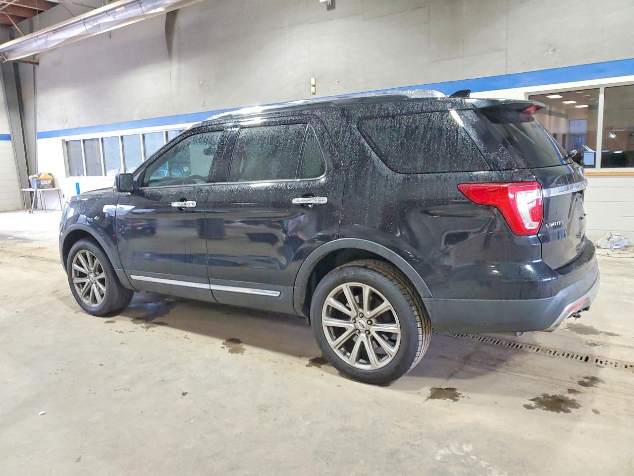 2017 FORD EXPLORER LIMITED photo 2