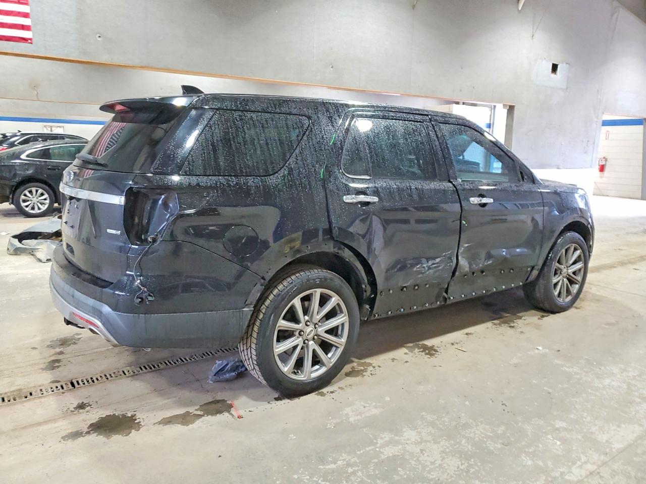 2017 FORD EXPLORER LIMITED photo 3