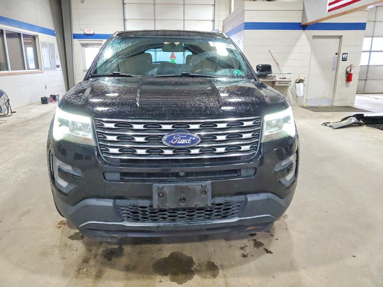 2017 FORD EXPLORER LIMITED photo 5