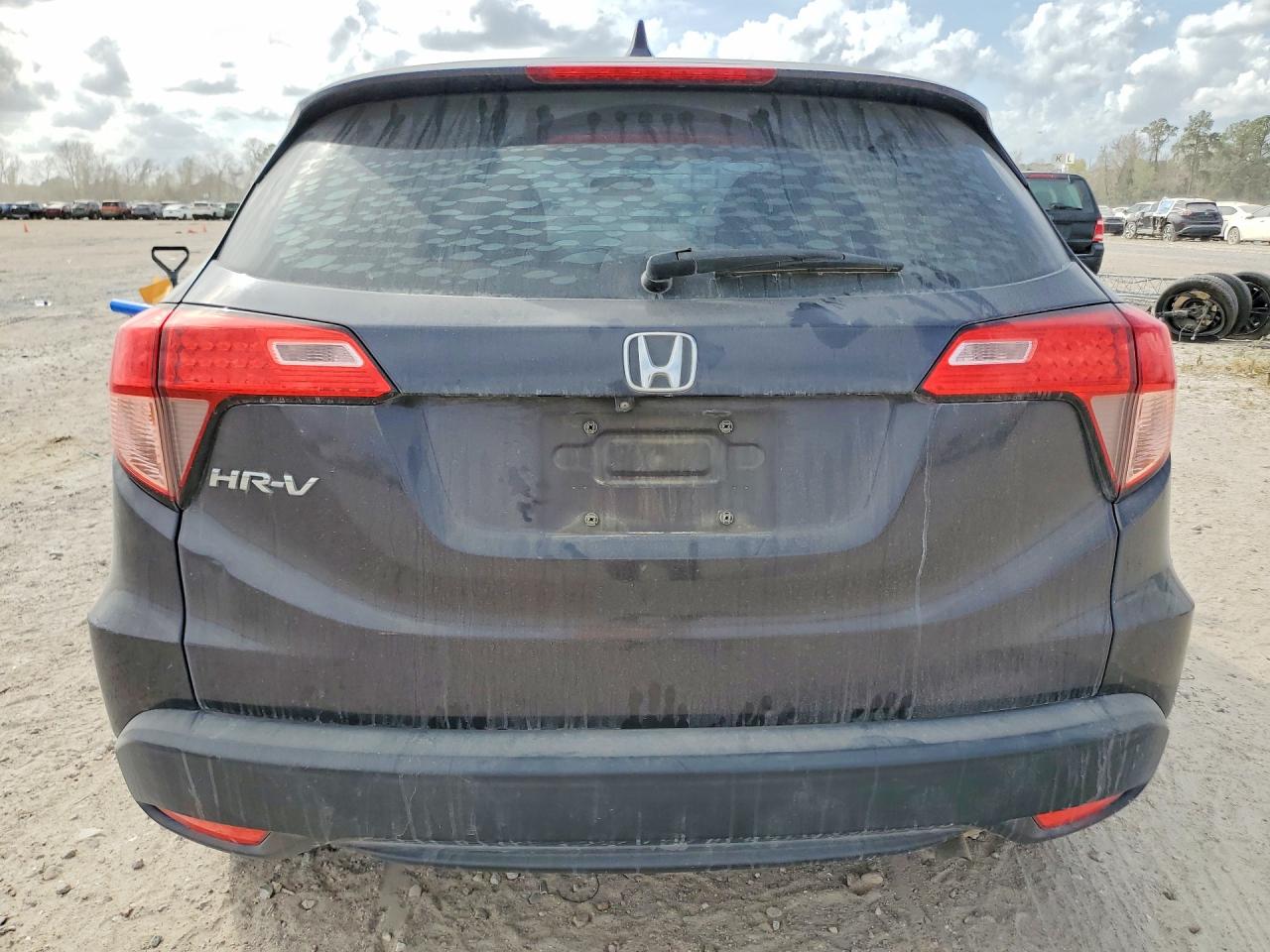2016 HONDA HR-V LX photo 6