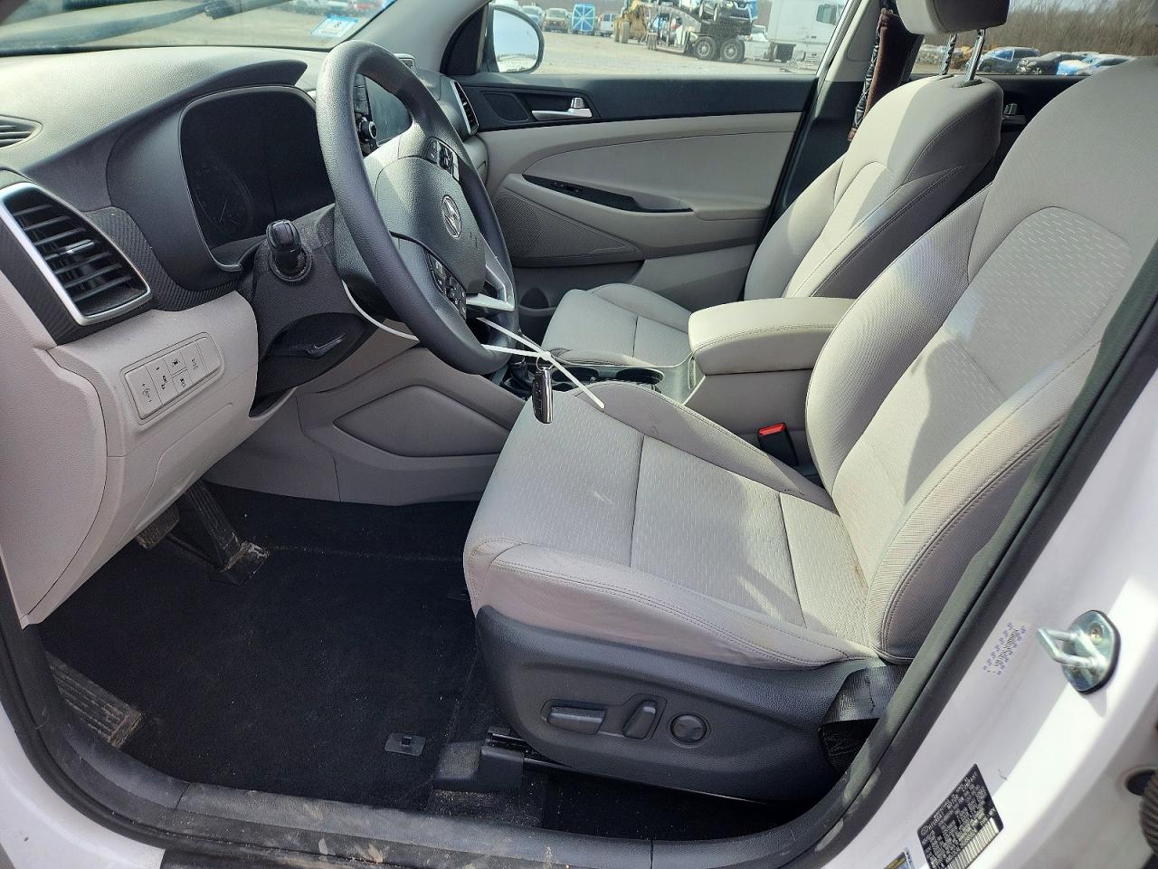 2019 HYUNDAI TUCSON SEL photo 13