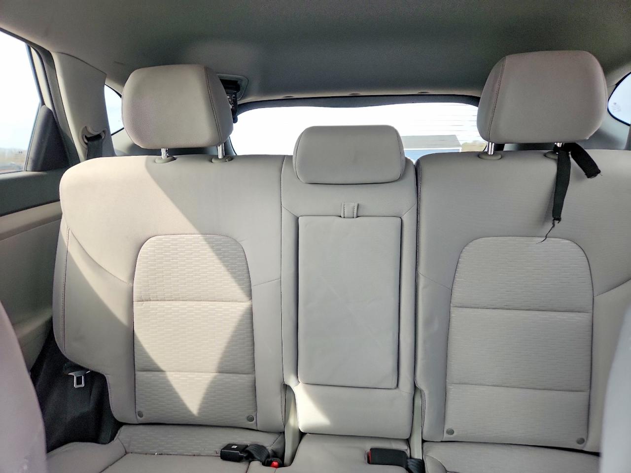 2019 HYUNDAI TUCSON SEL photo 19