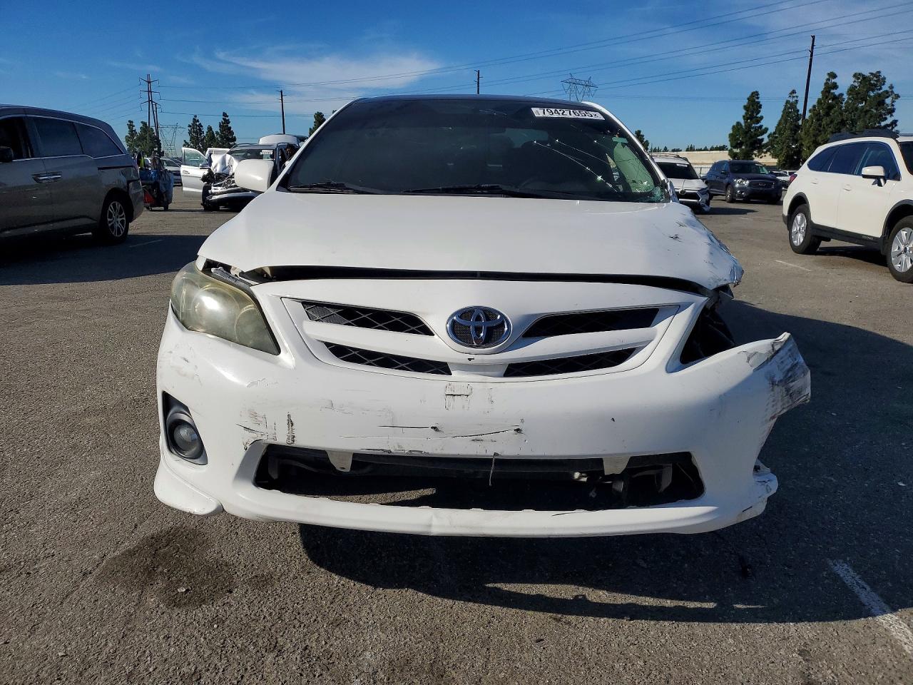 2013 TOYOTA COROLLA S photo 5