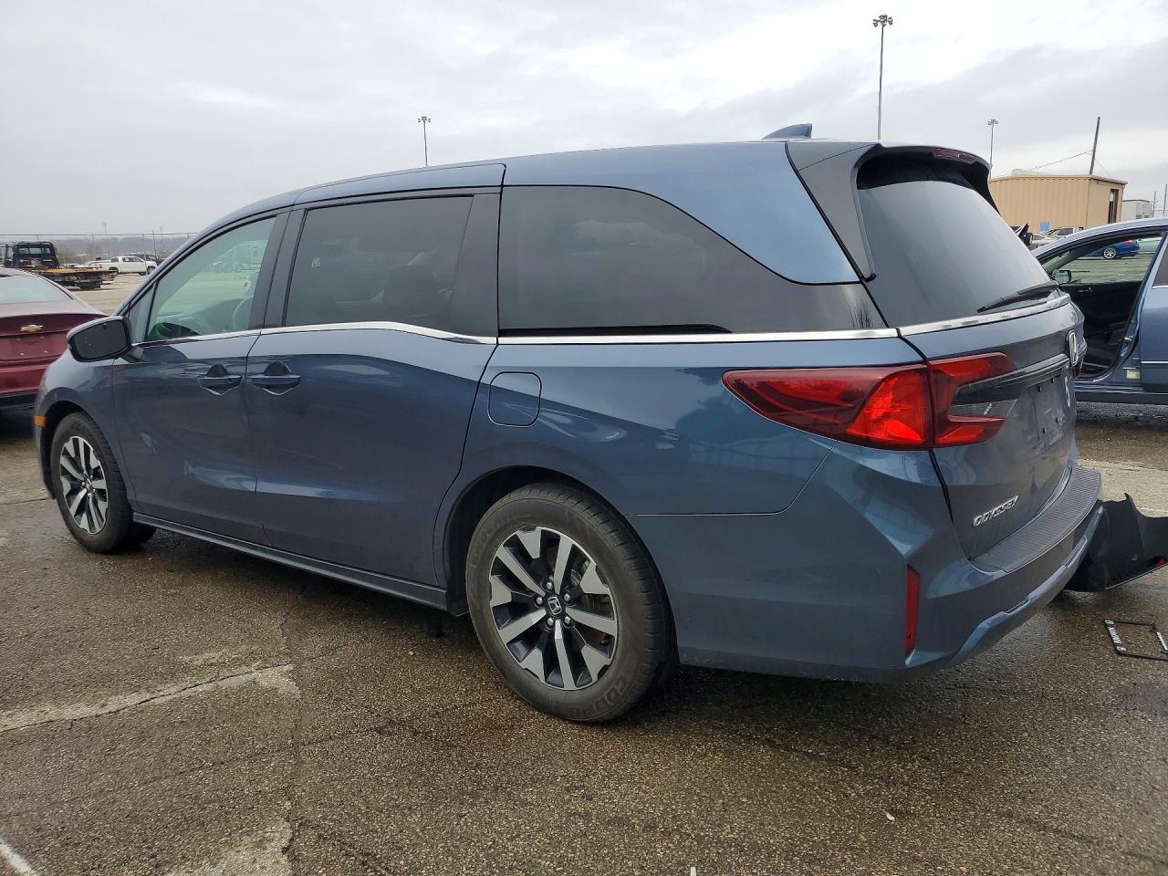 2025 HONDA ODYSSEY EXL photo 3