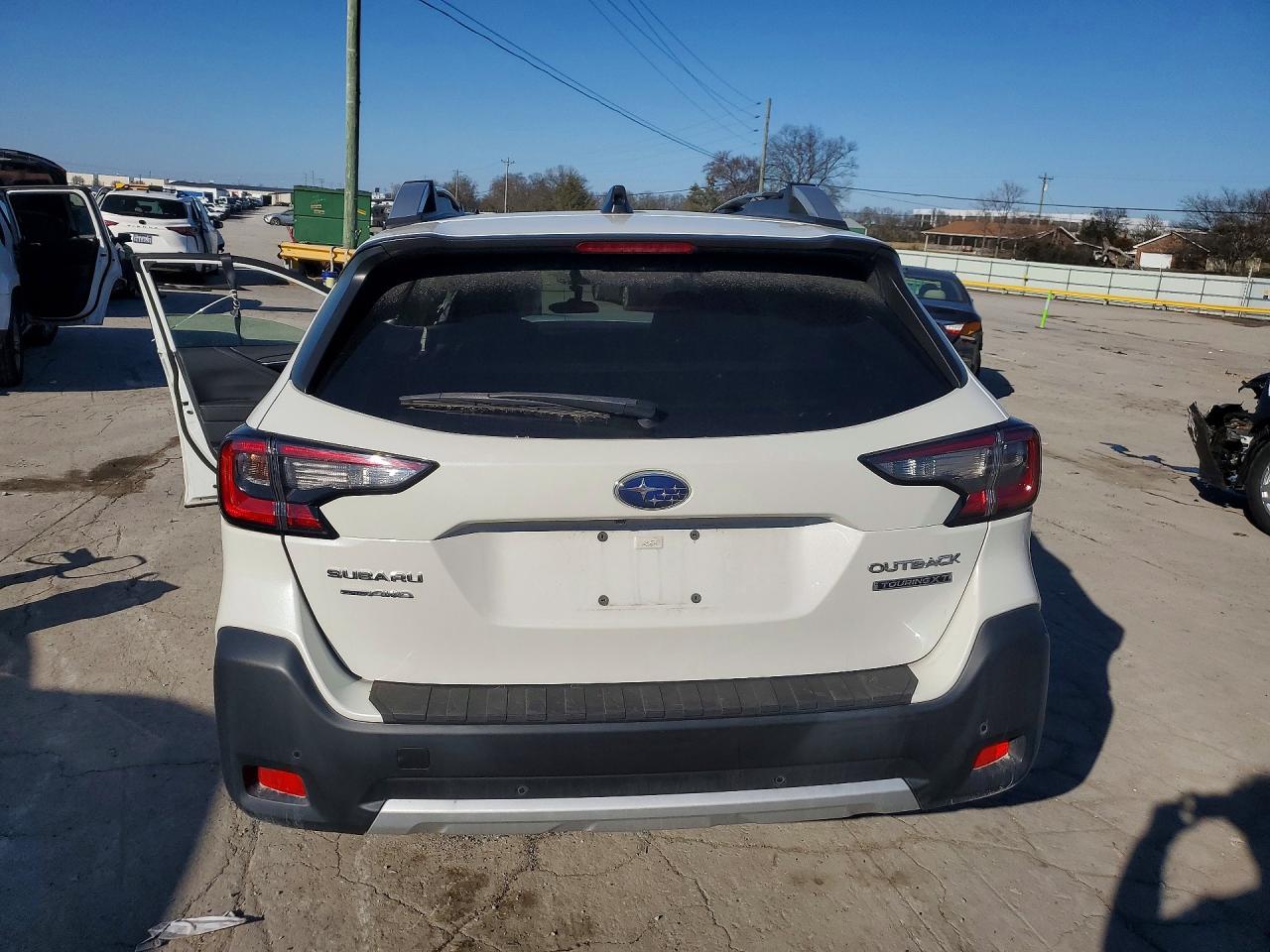2023 SUBARU OUTBACK TOURING photo 11