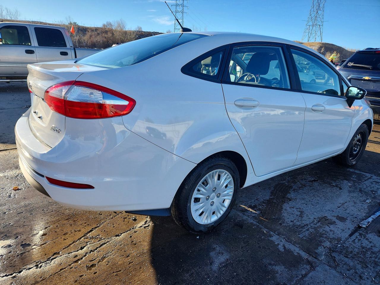 2018 FORD FIESTA S photo 5