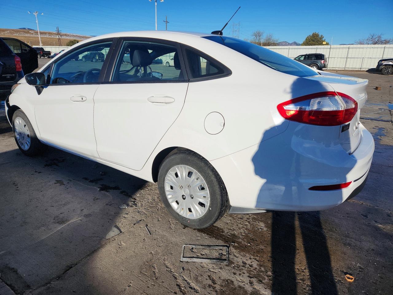 2018 FORD FIESTA S photo 3