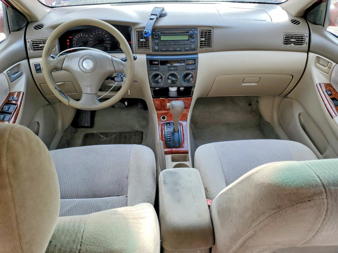 2006 TOYOTA COROLLA LE photo 8
