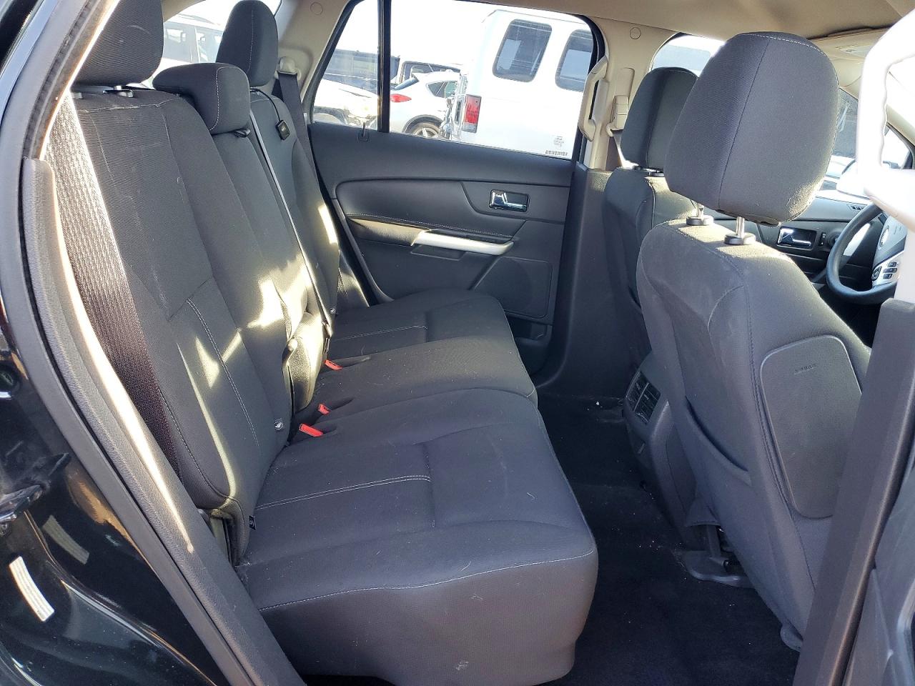 2014 FORD EDGE SE photo 28