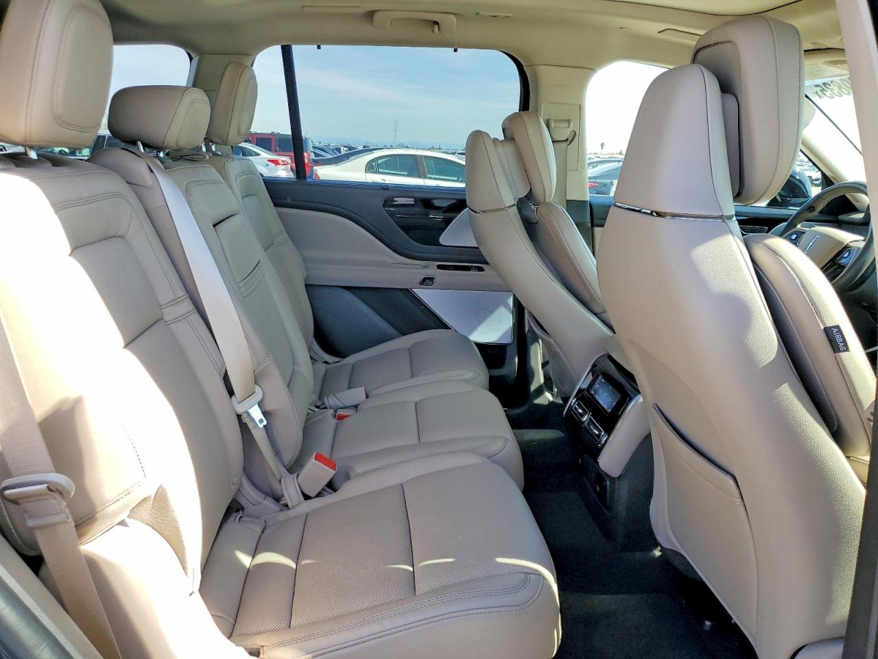 2021 LINCOLN AVIATOR RESERVE photo 11