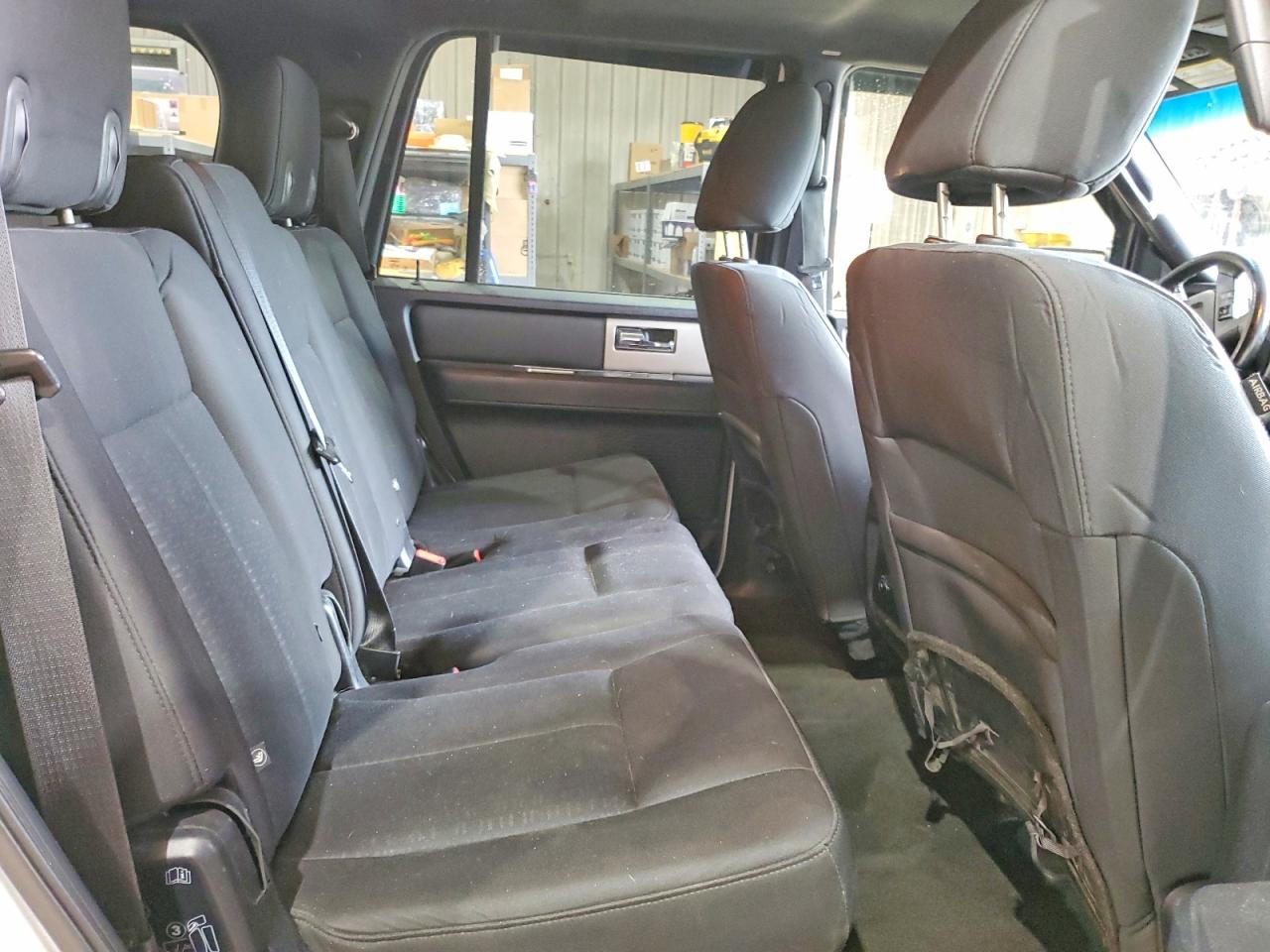 2017 FORD EXPEDITION XLT photo 11