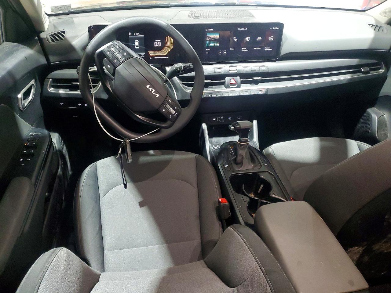 2025 KIA K4 LXS photo 22