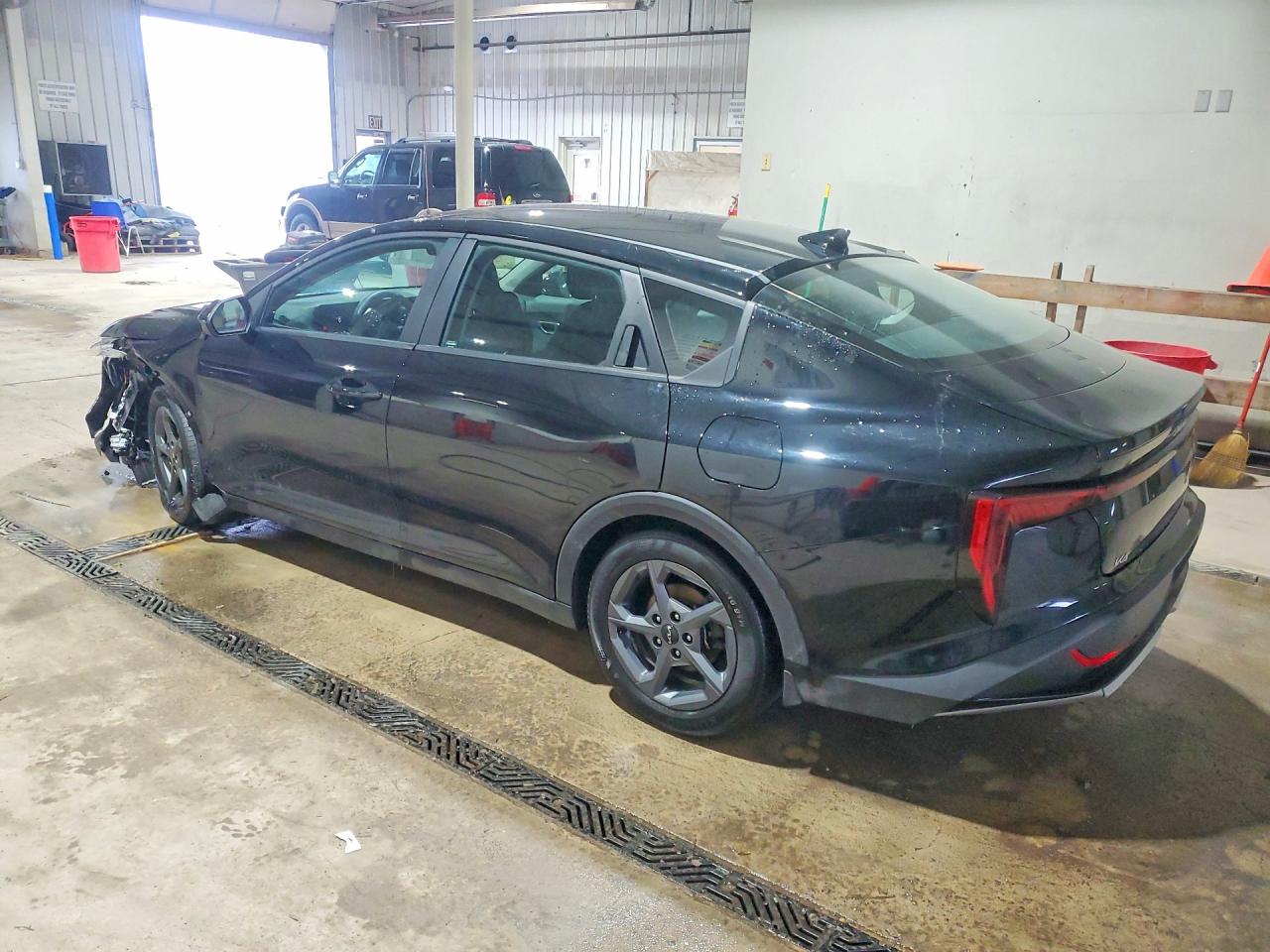 2025 KIA K4 LXS photo 4