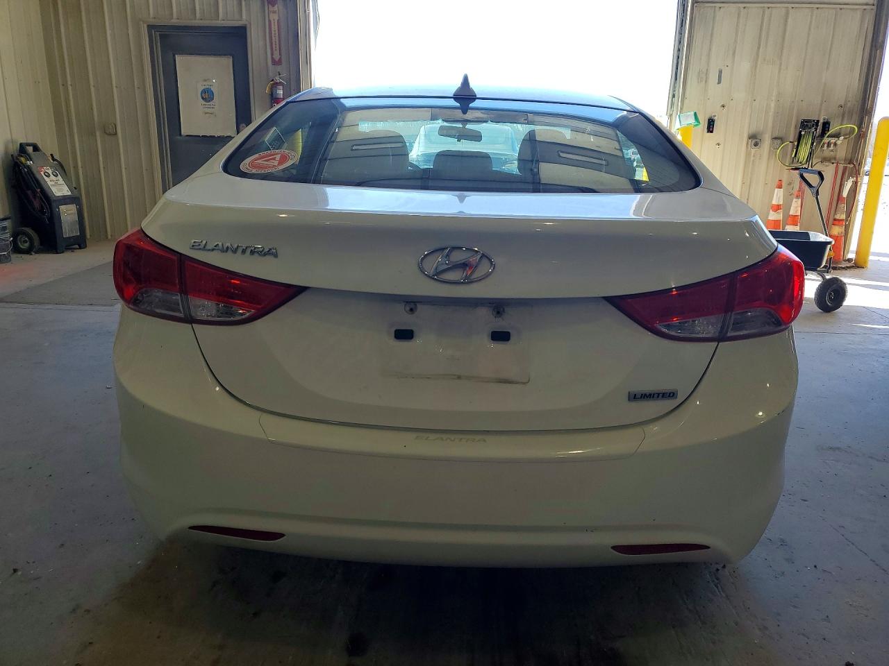2013 HYUNDAI ELANTRA LIMITED photo 16