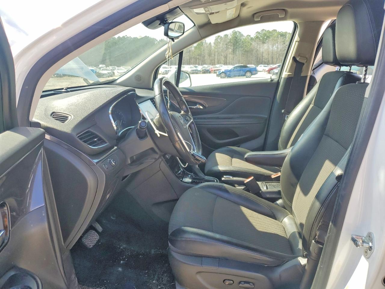 2019 BUICK ENCORE PREFERRED photo 7