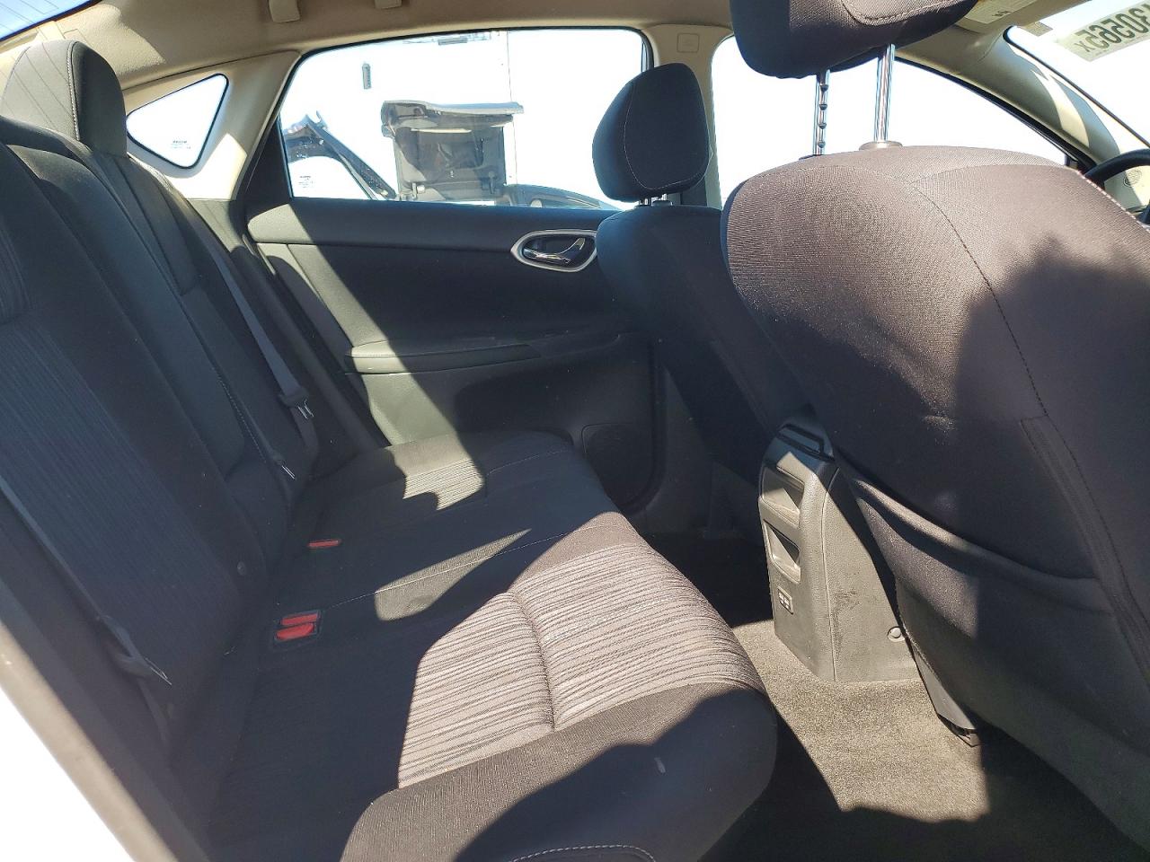 2018 NISSAN SENTRA SV photo 19