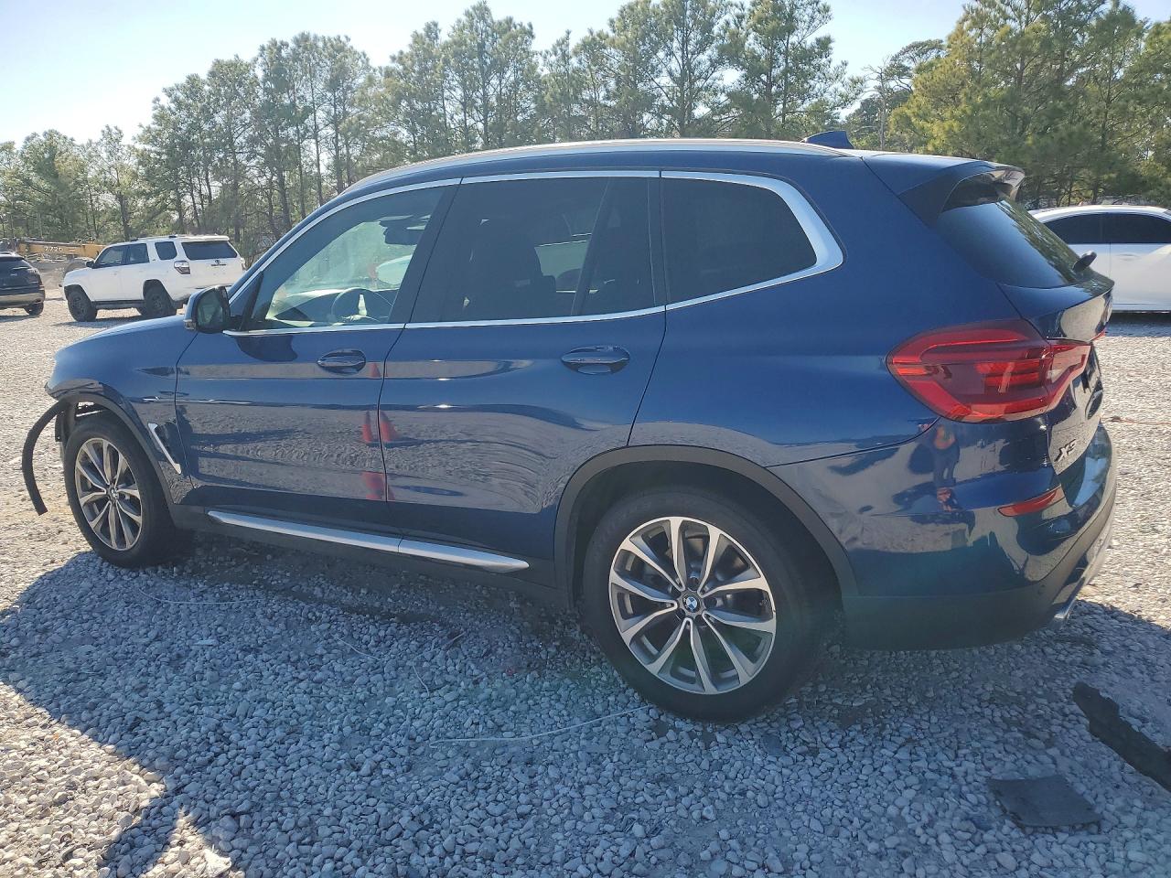 2019 BMW X3 SDRIVE30I photo 2