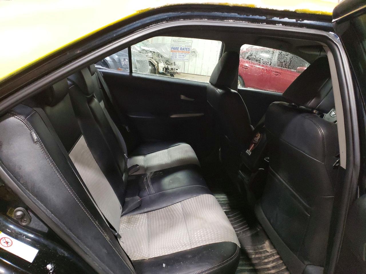 2013 TOYOTA CAMRY SE photo 10