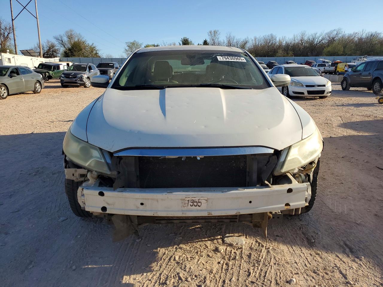 2012 FORD TAURUS SEL photo 9