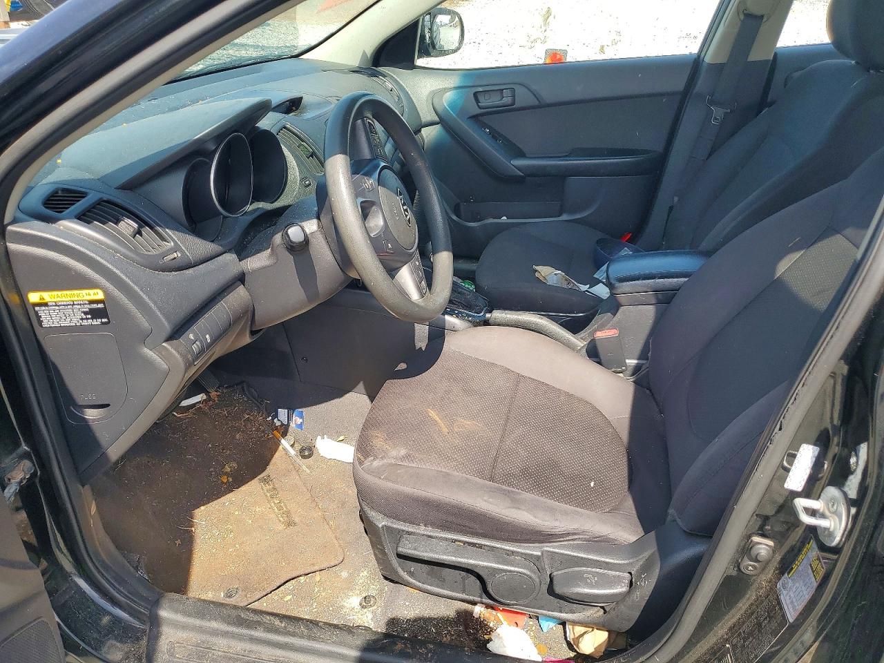 2012 KIA FORTE EX photo 13