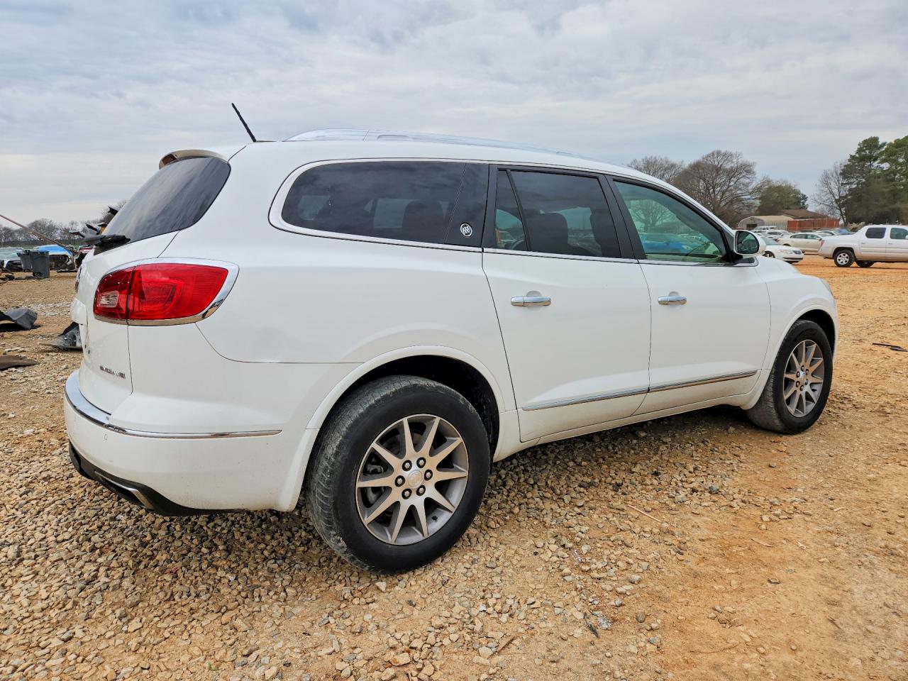 2016 BUICK ENCLAVE photo 5