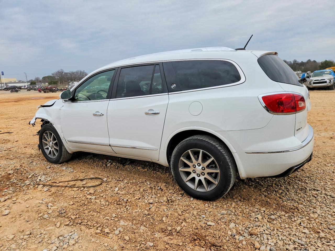 2016 BUICK ENCLAVE photo 3
