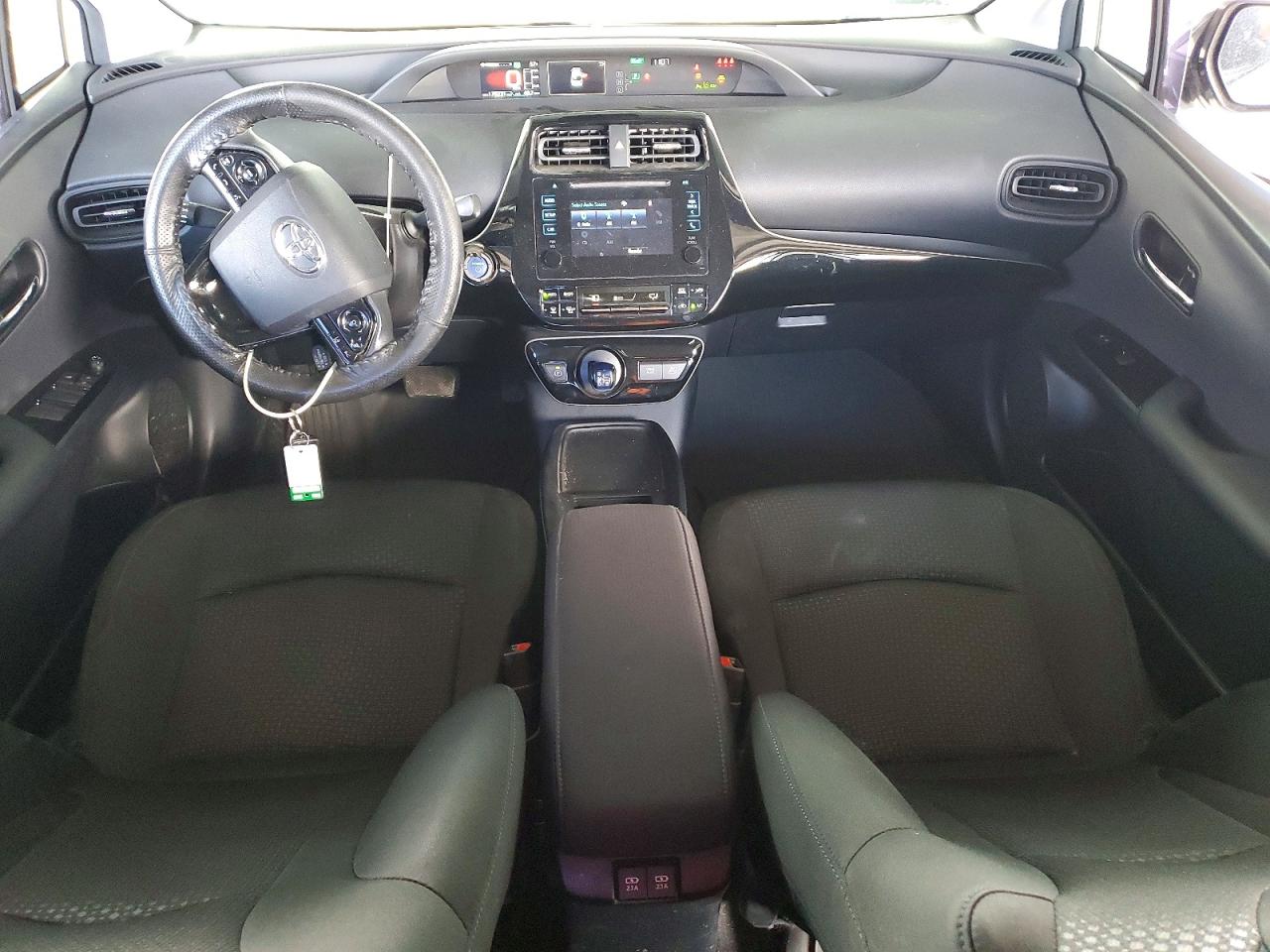 2019 TOYOTA PRIUS LE photo 22