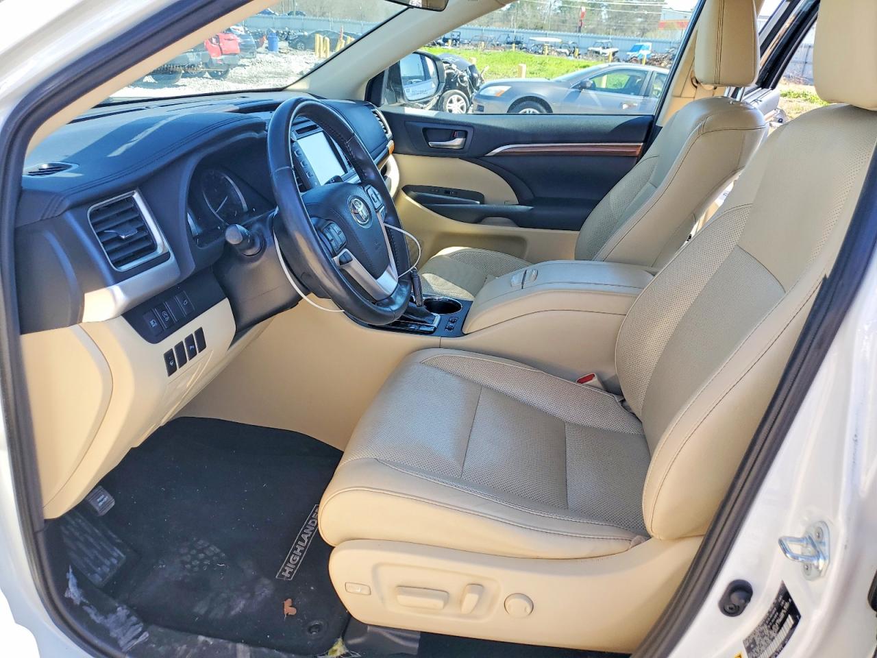 2019 TOYOTA HIGHLANDER LIMITED photo 7