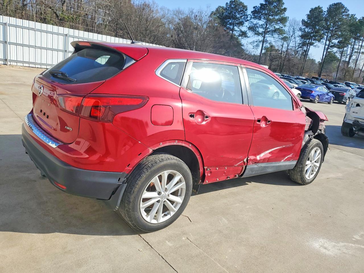 2018 NISSAN ROGUE SPORT S photo 3