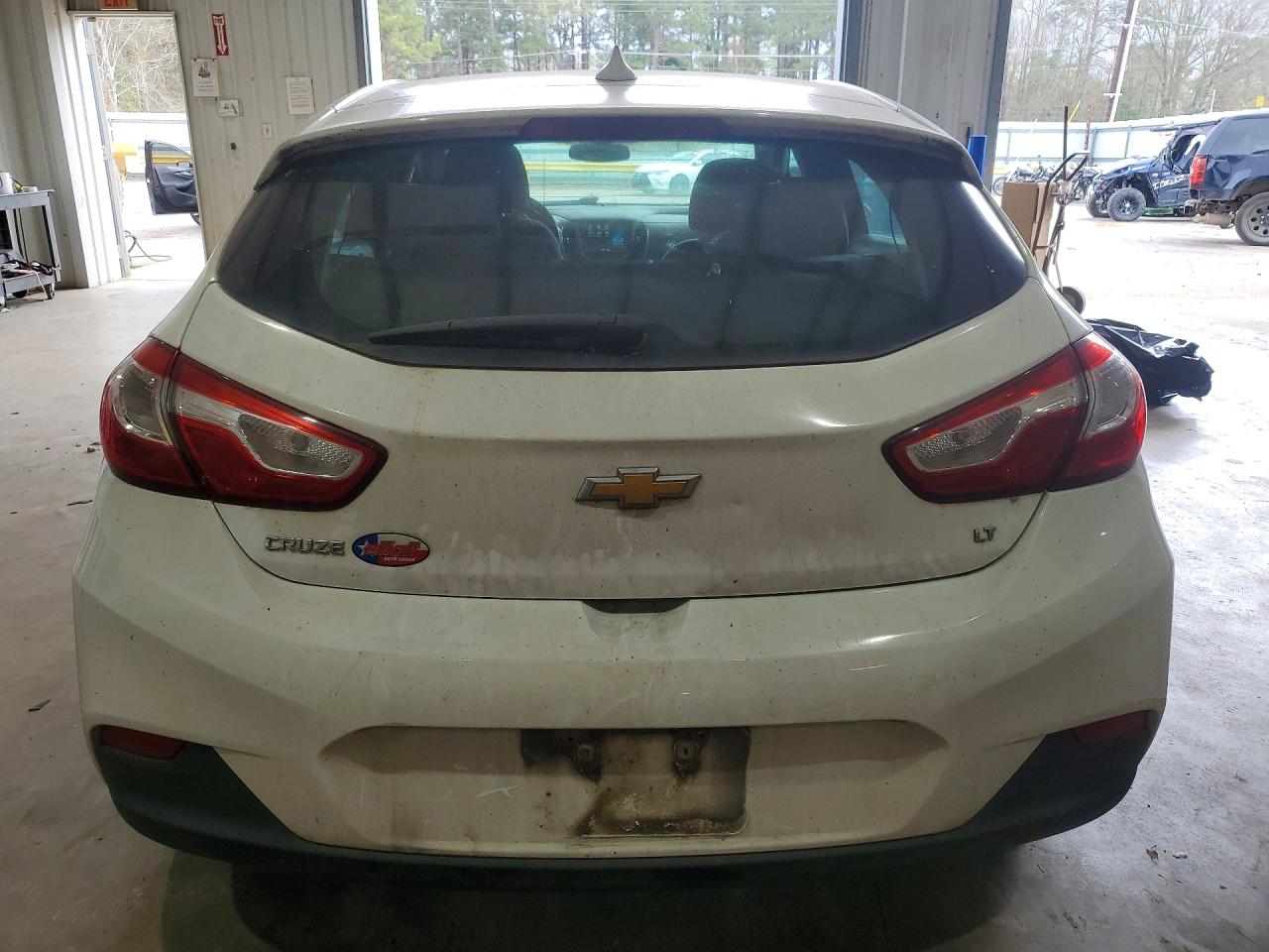 2017 CHEVROLET CRUZE LT photo 11